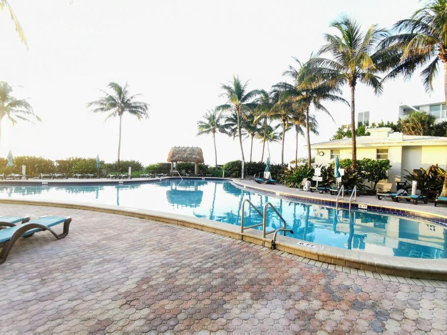 Luxury Stylish Oceanfront 2 Bedroom 2 Bathroom In Hollywood Fl ภายนอก รูปภาพ